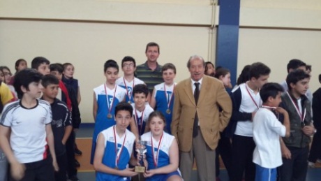 Atanur Oğuz İlkokulu Yakan Top  Yarışması 